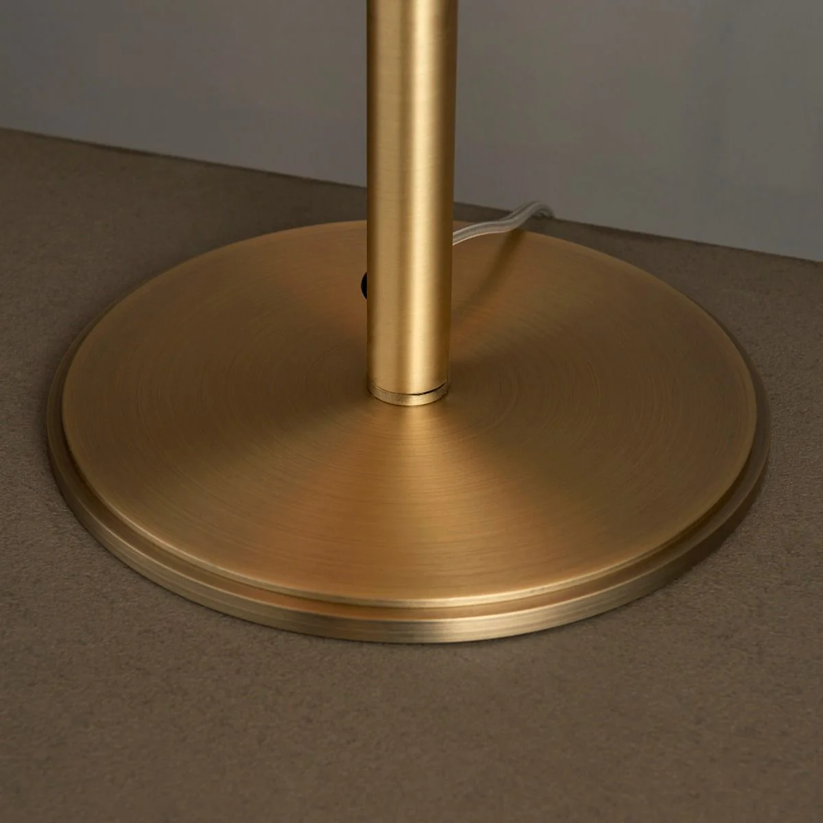 Hayfield Antique Brass & Green Velvet Table Lamp - Image 6